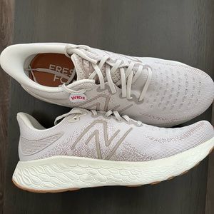 Brand new never worn men’s New Balance sneakers - Fresh Foam 1080, size 12 wide